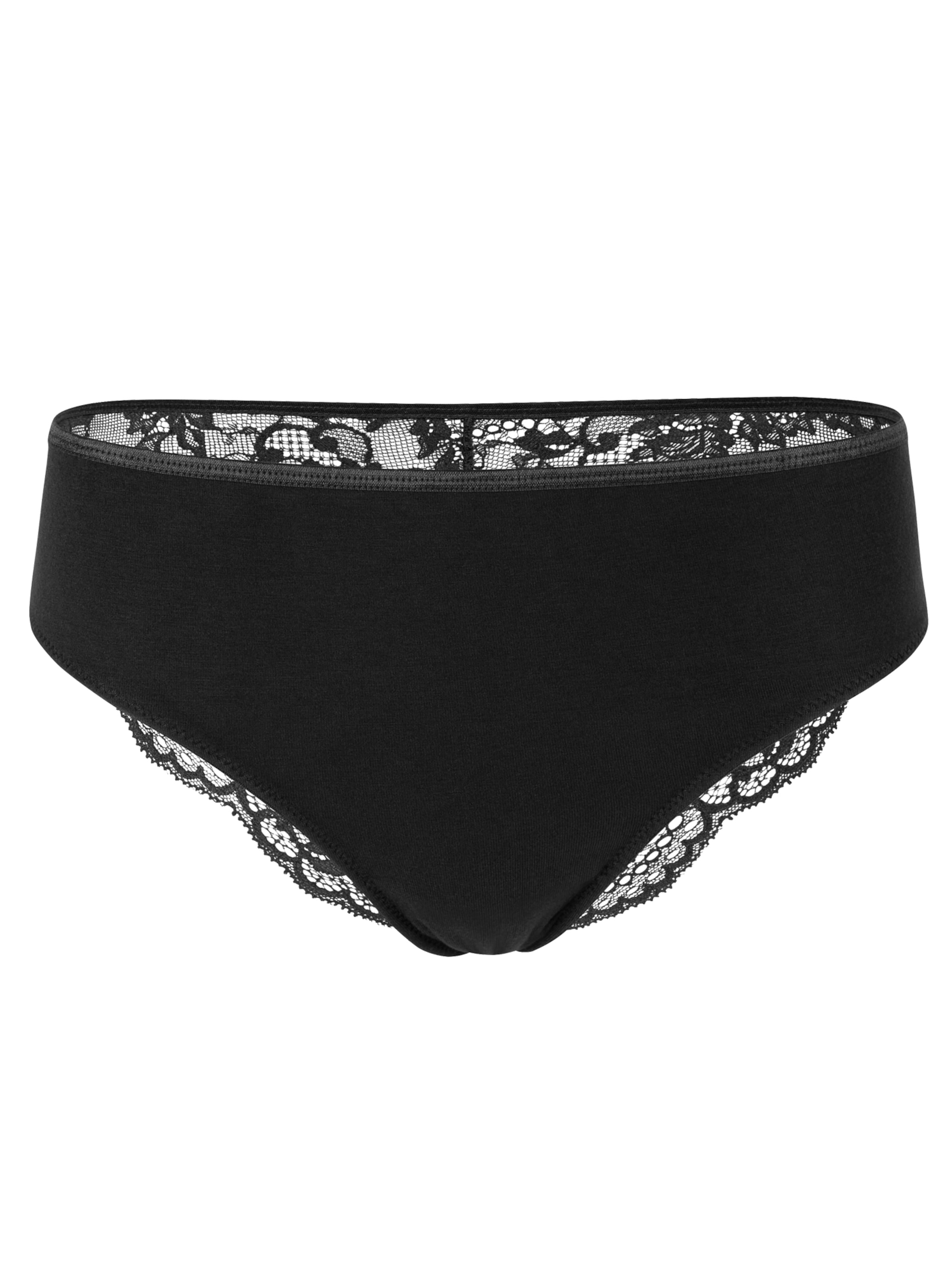 Slip di Yenita in nero: frontale