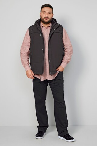 Men Plus Vest in Grey