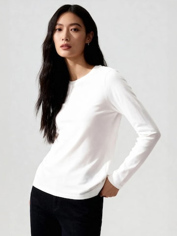 Tommy Life T-Shirts in Beige