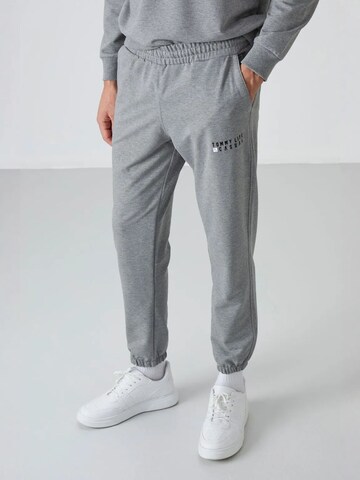 Survêtement Tommy Life en gris