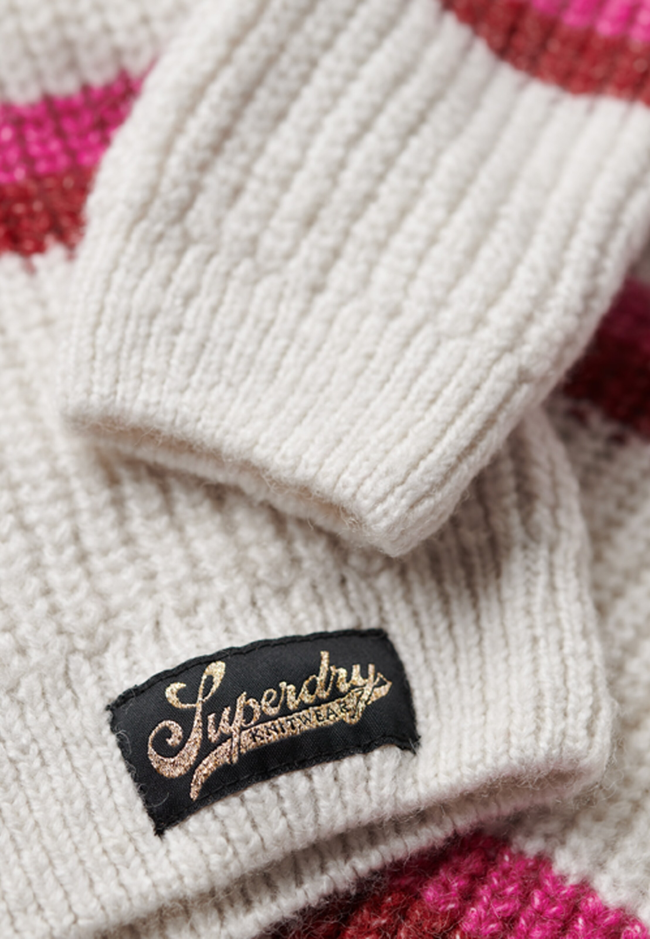 Superdry pullover in Pink
