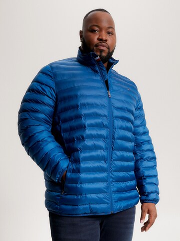 Tommy Hilfiger Big & Tall Tussenjas in Blauw: voorkant