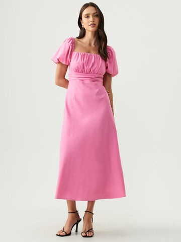 Sável Dress 'DIAZ' in Pink