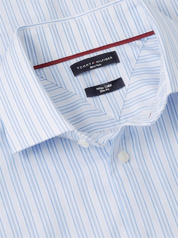 Coupe slim Chemise 'New York Label Flex Collar' TOMMY HILFIGER en bleu