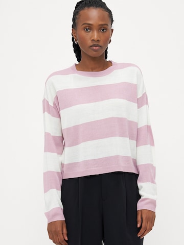 Only Petite Kampsun 'ONLDERRY', värv lilla: eest vaates