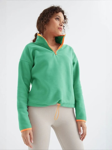 Tommy LifeSweater majica 'Sweatshirts' - zelena boja