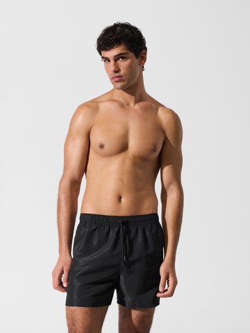 Karl Lagerfeld Surferské šortky 'Kameo' - Čierna: predná strana