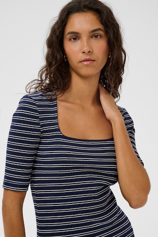 SOAKED IN LUXURY - Top em azul