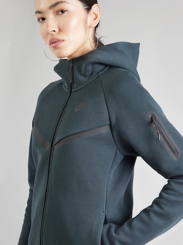 Nike Sportswear Sweatjacke 'TECH FLEECE 2' in Grün