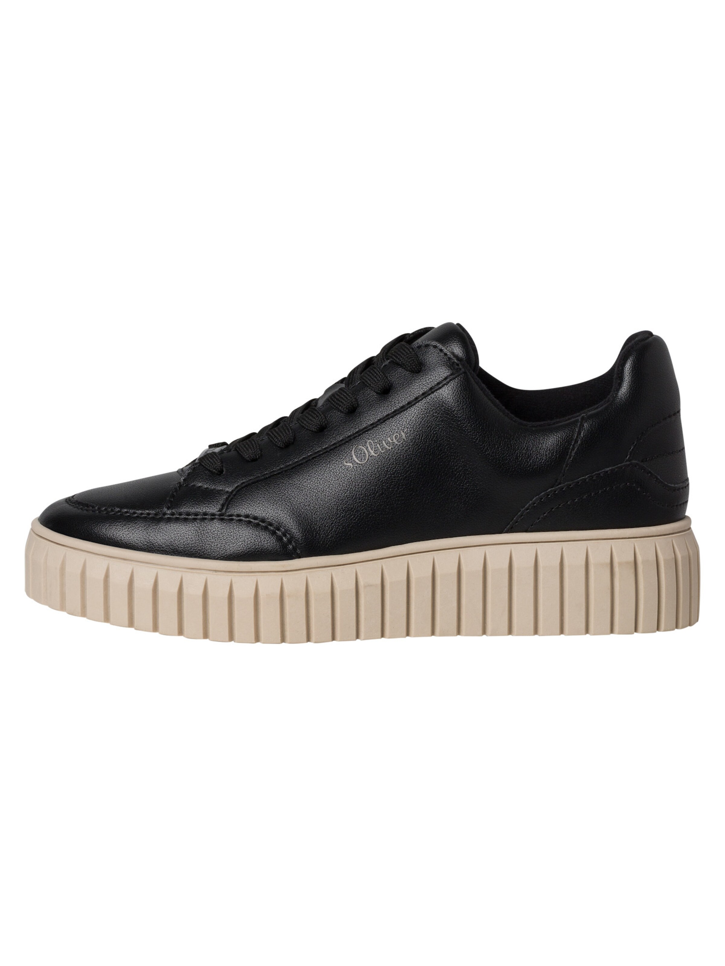 s.Oliver Sneakers in Black