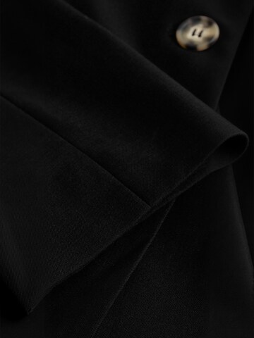 Blazer ' N-Kasaundra ' Noella en noir