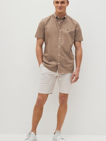 Next Slim fit Πουκάμισο σε μπεζ