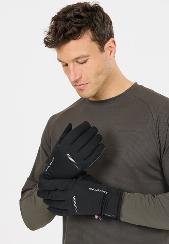 ENDURANCE Sporthandschoenen 'Slaten' in Zwart: voorkant