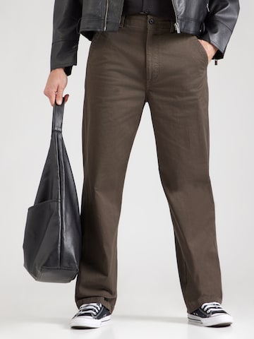 Calvin Klein Jeans Baggy Hose '90S' in Braun: Vorderseite