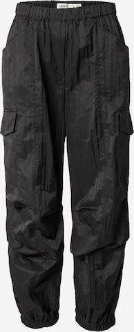 Tapered Pantaloni cargo 'DATINE' di b.young in nero: frontale