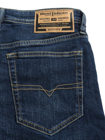DIESEL Tapered Jeans 'BUSTER-X'‌‌‌‌‌‌‌ in Blau