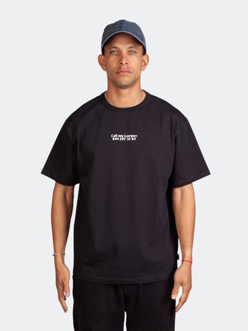 T-Shirt 'Call My Lawyer' DillySocks en noir : devant