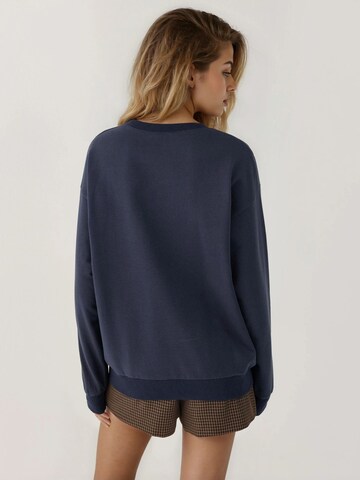 Sweat-shirt 'Sweatshirts' Hiccup en bleu