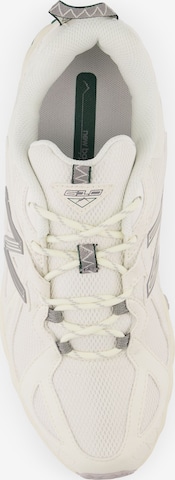 Sneaker bassa '610v1' di new balance in beige