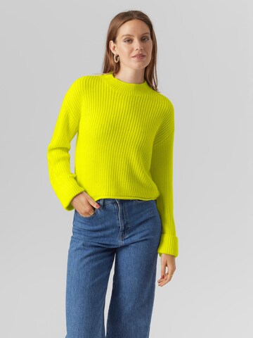 VERO MODA Sweater 'SAYLA' in Yellow: front