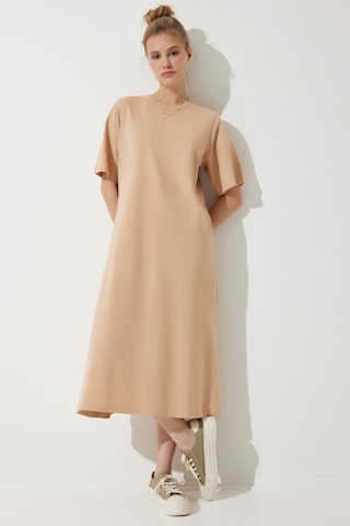 Happiness İstanbul Klänning i beige: framsida