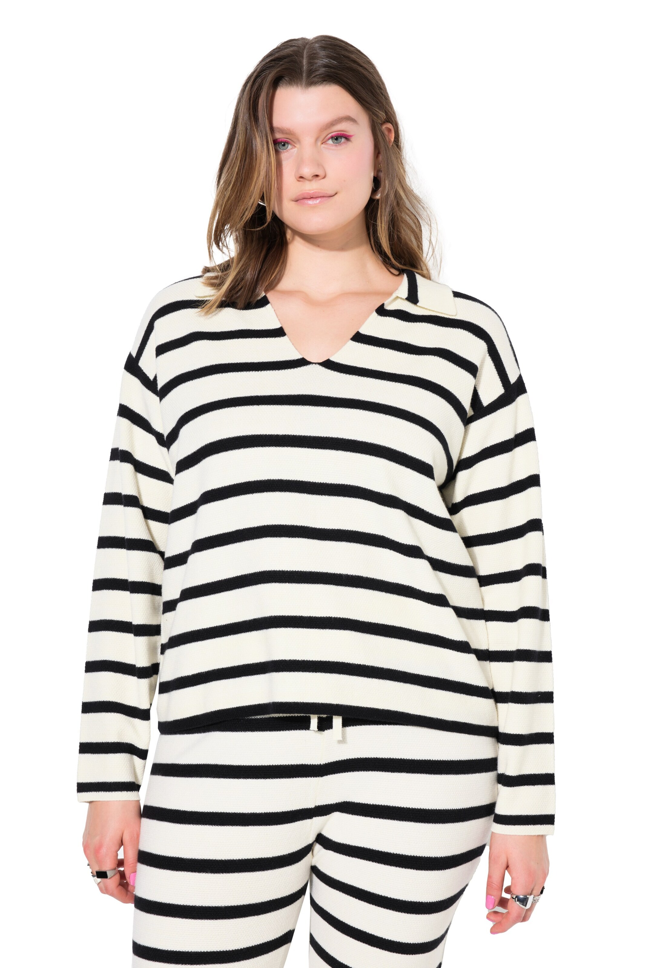 Studio Untold Trui in Wit: voorkant