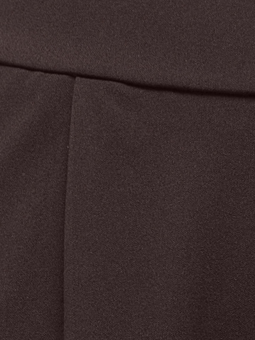 ONLY Carmakoma Regular Pleat-Front Pants in Brown