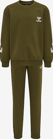 Hummel Sweatsuit in Green: front