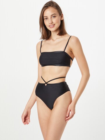 Regular Slip costum de baie de la Calvin Klein Swimwear pe negru