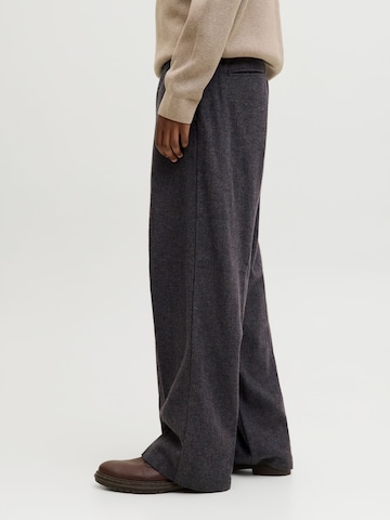 regular Pantaloni con piega frontale 'JJ' di JACK & JONES in grigio