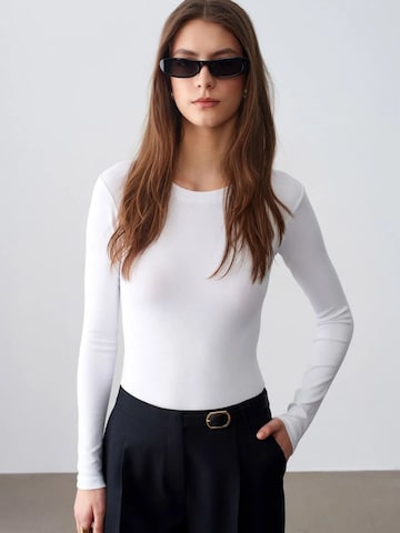 Dilvin Bodysuit in Weiß: Vorderseite