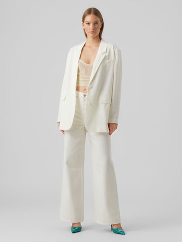 VERO MODA - Blazer 'Tikkizelda' en blanco