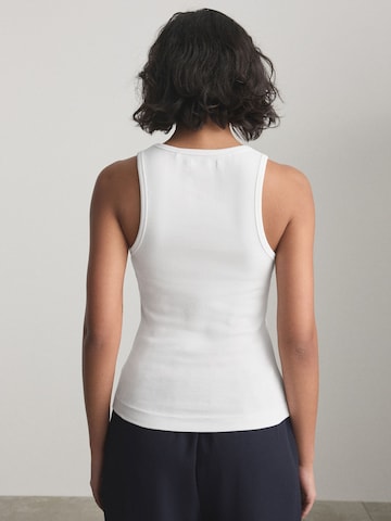 Next - Top en blanco