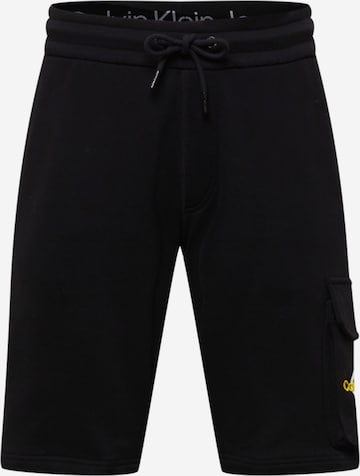 Calvin Klein Jeans - Pantalón cargo en negro: frente