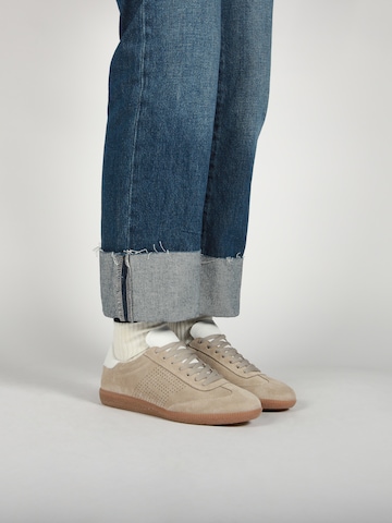 BLACKSTONE Låg sneaker 'Lime Wren Perf DL446' i beige