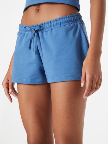 SHYX Regular Shorts 'Fatou' in Blau