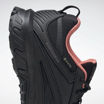 Sneaker de alergat 'Ridgerider 6' de la Reebok pe negru