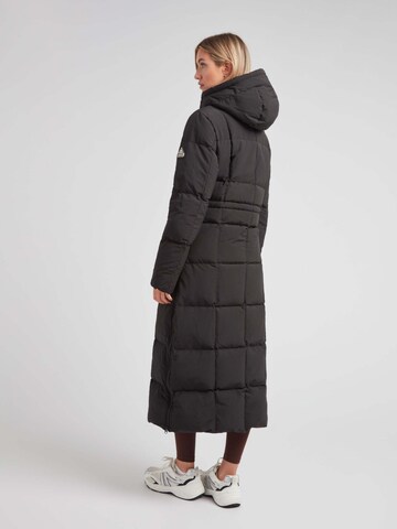 JACK1T Outdoorjas ' Black Star Extra Long Puffer Matt ' in Zwart