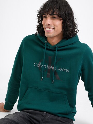 Calvin Klein Jeans Sweatshirt 'Essentials' in Green
