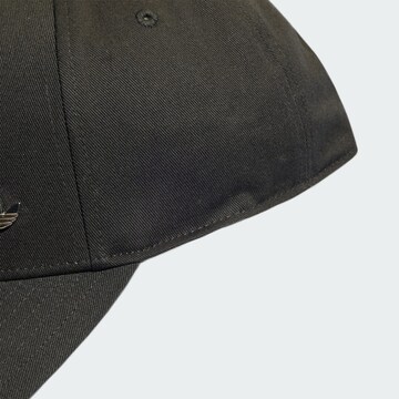 ADIDAS ORIGINALS Cap in Black