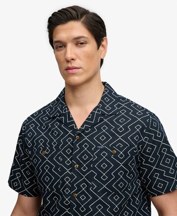 Fit confort Chemise Superdry & Co en bleu