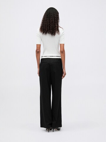 Wide leg Pantaloni con pieghe 'ESSENTIAL' di Karl Lagerfeld in nero