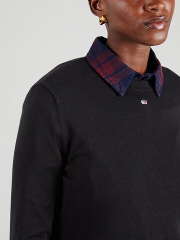 Tommy Jeans Sweter 'Essential' w kolorze czarny