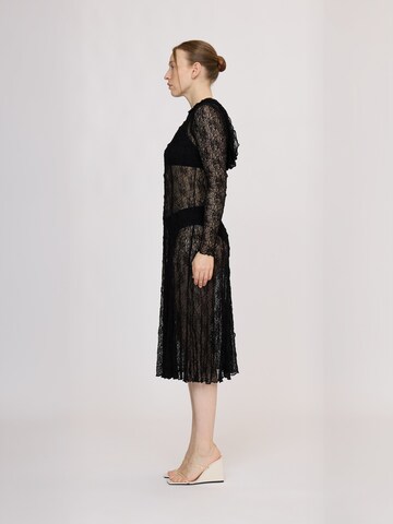 Résumé - Vestido ' OdinaRS ' en negro: lado