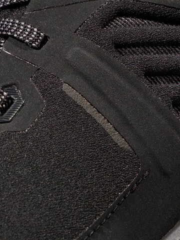MAMMUT Outdoorschuh 'Ultimate III' in Schwarz