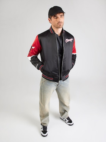 Mitchell & Ness Демисезонная куртка 'NBA THROW IT BACK BULLS' в Черный