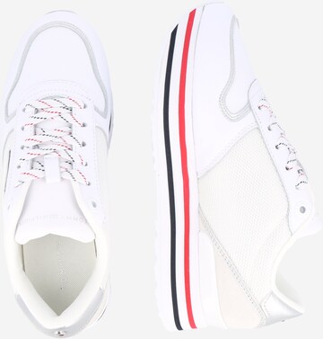 TOMMY HILFIGER Sneakers in White