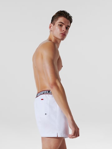 Shorts de bain Karl Lagerfeld en blanc