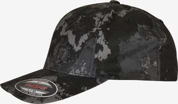 Flexfit Cap in Black