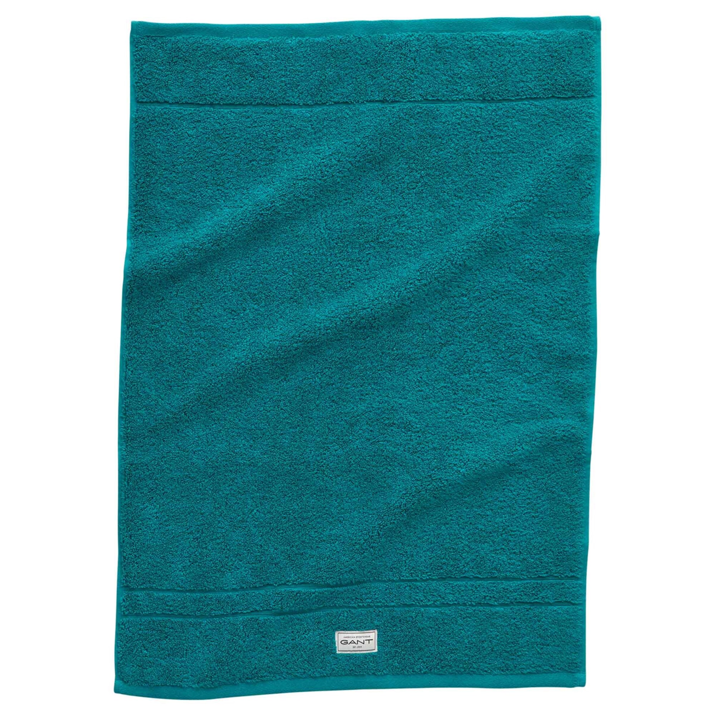 GANT Towel in Blue: front